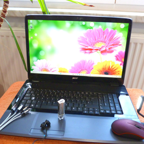 Acer 8735 cinema - 8735, 18"